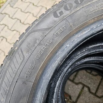 185/65 r15 Good year - 4