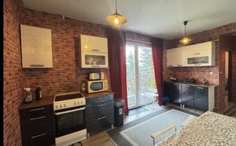 Izba v rodinnom dome - 4