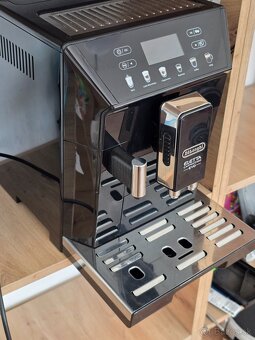 DELONGHI ECAM 46.860 B Kavovar - 4