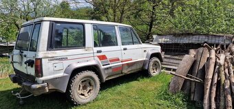 Isuzu Trooper - 4
