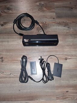 XBOX ONE X + KINECT - 4