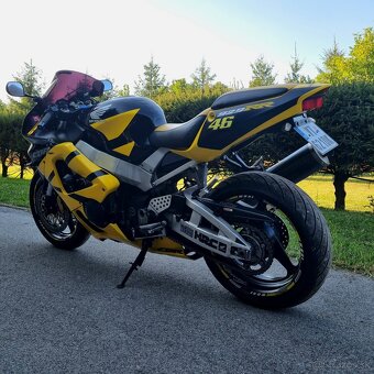 Honda CBR 929RR na opravu - 4