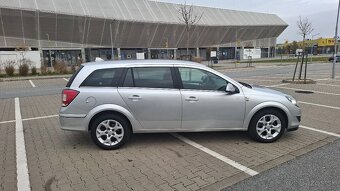Opel Astra Statio Wagon - 4