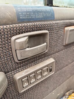 Isuzu trooper 2.6i - 4