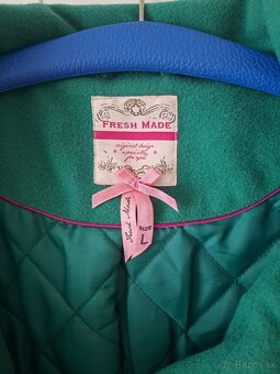 Dámsky ľahký kabát veľkosť L - 4