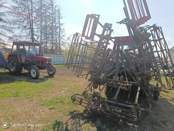 KOMBINÁTOR - 4