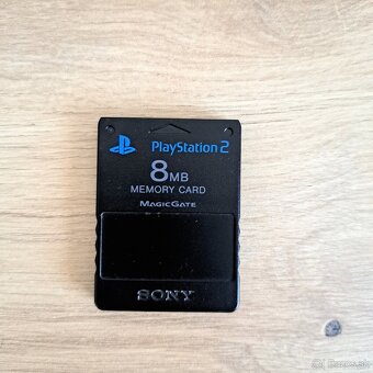 Predám PlayStation 2 Slim – Kompletná sada + hry - 4