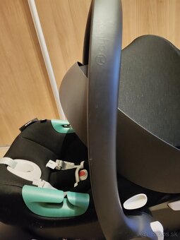 Cybex Anton B2 i-size s base základňou - 4