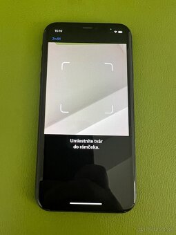 iPhone XR 128GB Black - 4