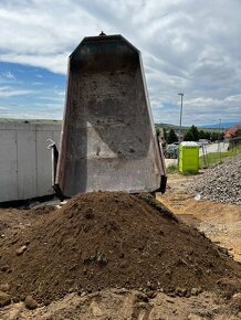 Dovoz a odvoz stavebného materiálu, zemné a výkopové práce - 4