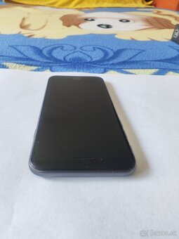 iPhone 8 64GB - 4
