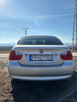 Predám BMW e90 320d - 4