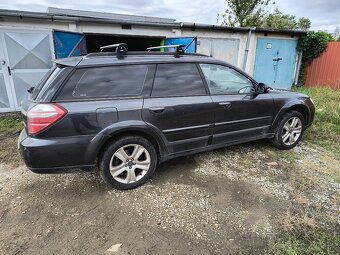 Subaru Outback 2,5l benzín - 4