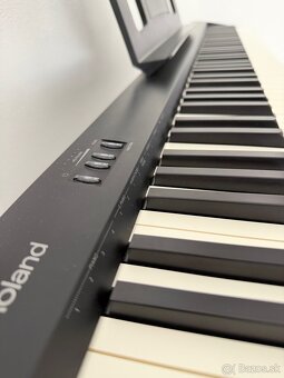 Stage piano Roland FP-10-BK na stojane - 4