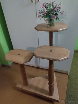 Masív stojan na kvety - 4