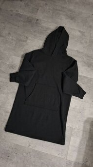 Cierne mikinove saty - 4