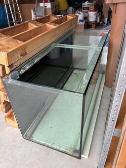 Predám staršie akva cca 400 litrov - 4