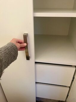 Biela skriňa na mieru - 4