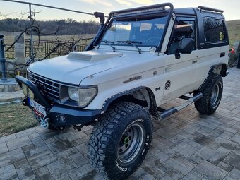 Toyota land cruiser lj73 - 4