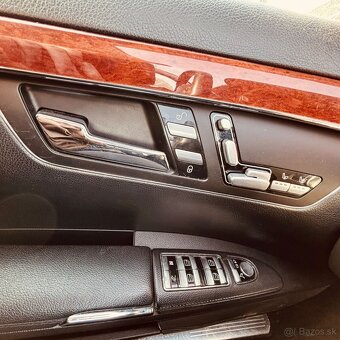 Mercedes-Benz S-Class W221 - 4