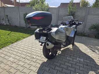 Kawasaki GTR 1400 - 4