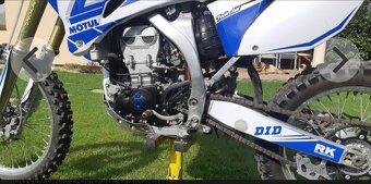 Yamaha YZ450F - 4