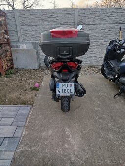 Yamaha x-max 125 - 4