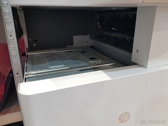 HP Color LaserJet Managed Flow MFP E77830 - 4