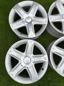 Elektróny R16 4x100 - 4