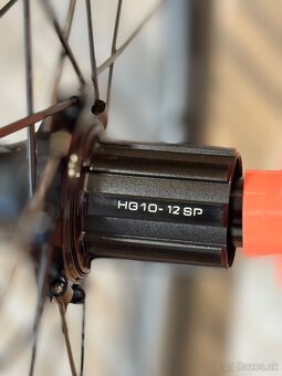 Predám 50mm karbonove kolesa ELITEWHEELS C ENT 2.0 - 4