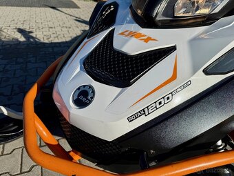 Snežný skúter BRP Lynx 69 Ranger Alpine 1200 4-TEC (1) - 4