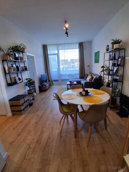 2i byt voľný na prenájom v Novom Hlohovci - 4