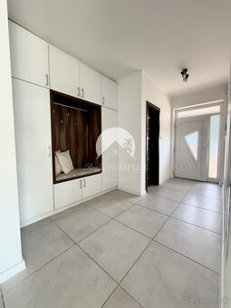 Reality KOMPLEX s.r.o. Vám ponúka na predaj rodinný dom v ob - 4