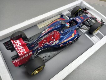 F1 TORO ROSSO STR10 AUSTRÁLIE 2015 MAX VERSTAPPEN 1:18 - 4