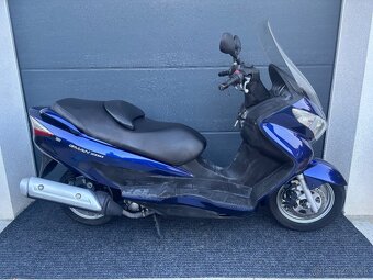 Suzuki Burgman 200 - 4