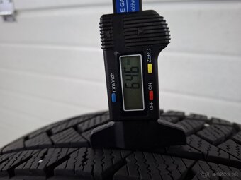 Zimné pneumatiky 215/50 R18 - 4