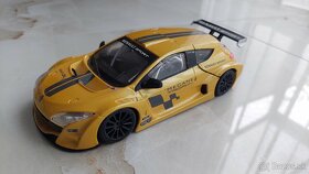 Renault Megane Troohy 1/24 - 4