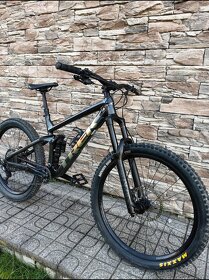 Ukradnutý bicykel Trek Remedy 8 rok 2021 - 4
