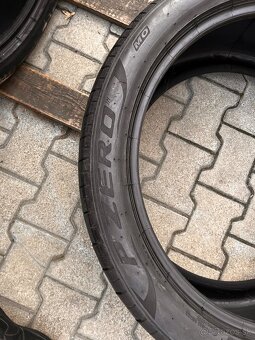 285/40R22 Pirelli letne - 4