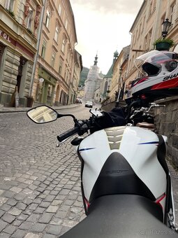 Honda cb650f - 4