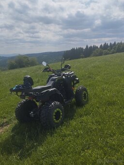 Predám štvorkolku Hummer 250 xtr - 4