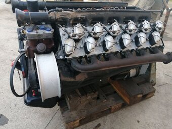 Motor Tatra 111 - 4