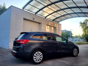 Kia Ceed SW 1.6 CRDi A7 Platinium R.V.2016 - 4
