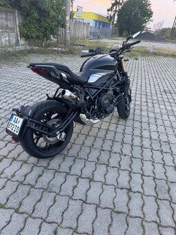 Benelli 752 s - 4