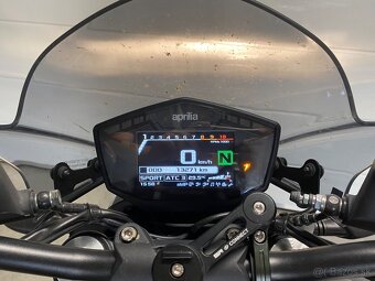 Aprilia Shiver 900 - 4