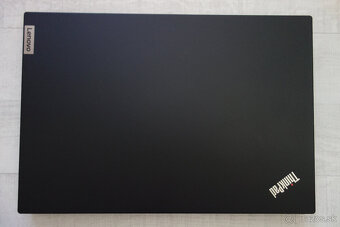 LENOVO ThinkPad T15p Gen1 s dotykovým displayom - 4