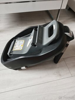 Predám autosedačku Maxi Cosi Pearl + Family Fix - 4