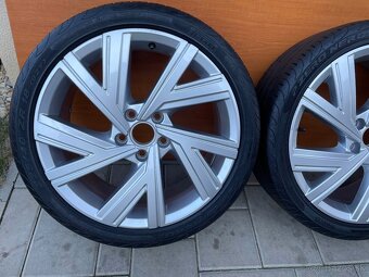 BERGAMO org. VW 5x112 7,5x18 ET 51 225 40 R18 letné - 4