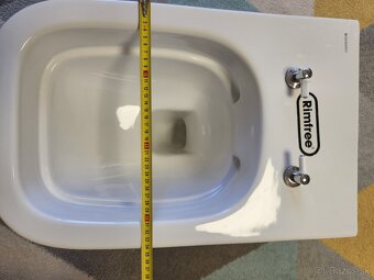 Predám závesné WC Rimfree s hlbokým splachovaním - 4