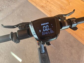 Ducati PRO-III R - 4